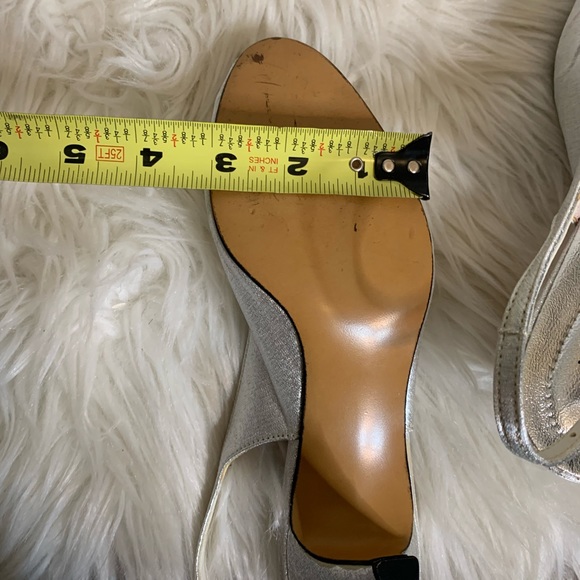Vintage Hush Puppies heels 80s silver metallic peep toe slingback Size 7 M - Picture 11 of 11
